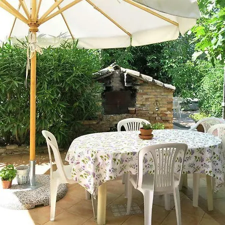 Villaida Lägenhet Collecorvino